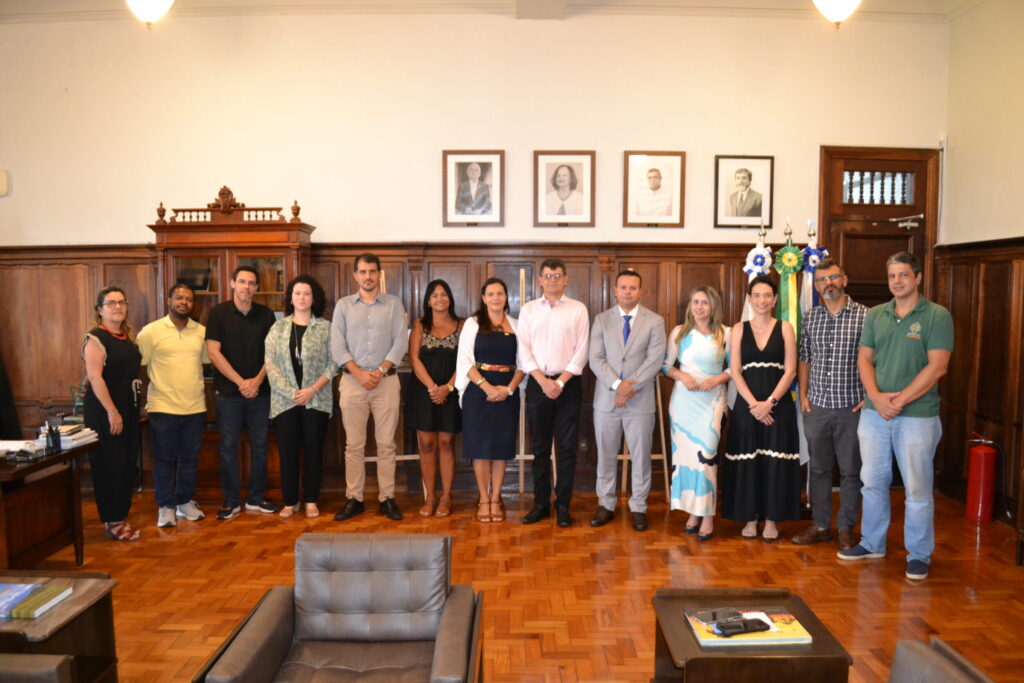 UFRRJ recebe governo de Seropédica e representantes de ICTs do Estado para futuro protocolo de intenções de participação no Parque Ecotecnológico